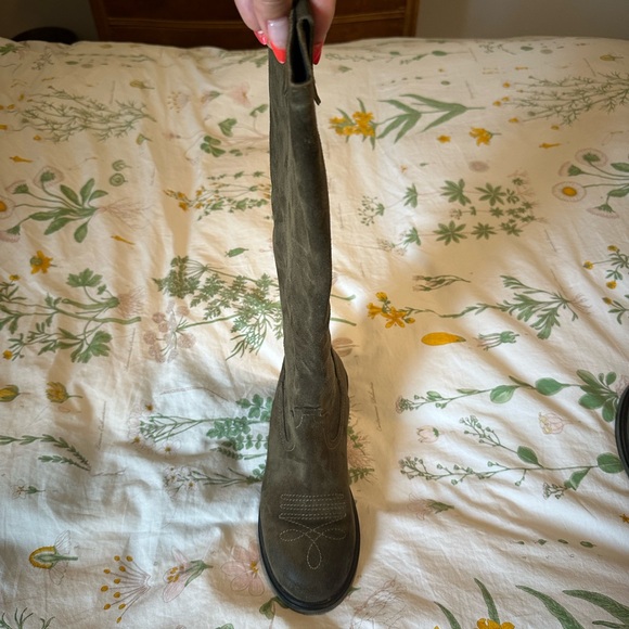 Arya Riding Boot - Picture 9 of 15